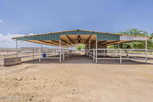 $960,000 | 7496 South Linda Lou Road, Eloy, AZ 85131