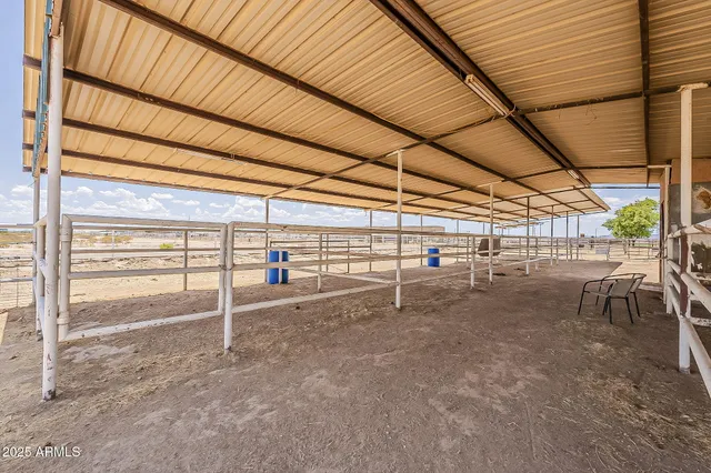 $960,000 | 7496 South Linda Lou Road, Eloy, AZ 85131