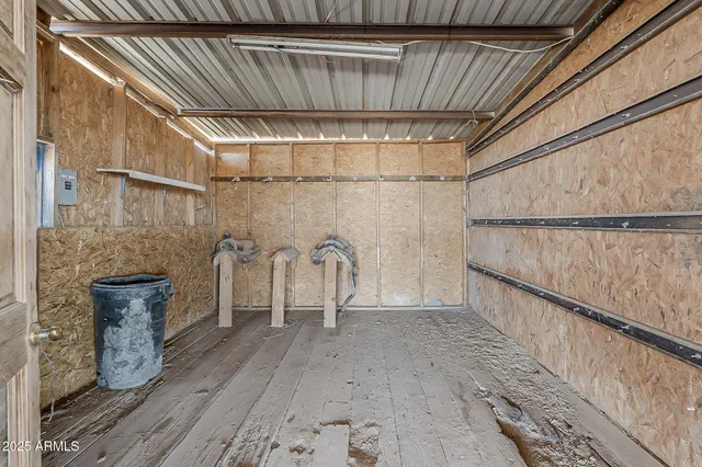 $960,000 | 7496 South Linda Lou Road, Eloy, AZ 85131