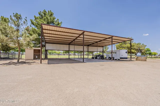 $960,000 | 7496 South Linda Lou Road, Eloy, AZ 85131