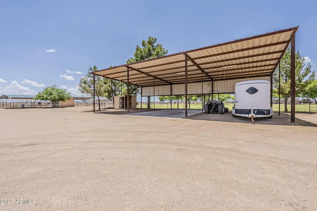 $960,000 | 7496 South Linda Lou Road, Eloy, AZ 85131