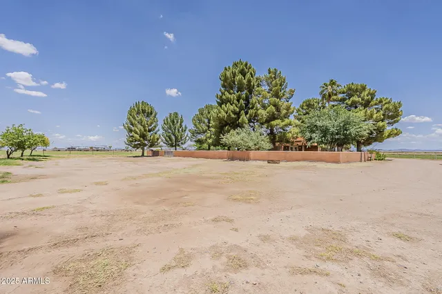 $960,000 | 7496 South Linda Lou Road, Eloy, AZ 85131
