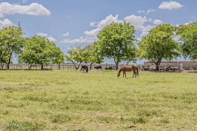$960,000 | 7496 South Linda Lou Road, Eloy, AZ 85131