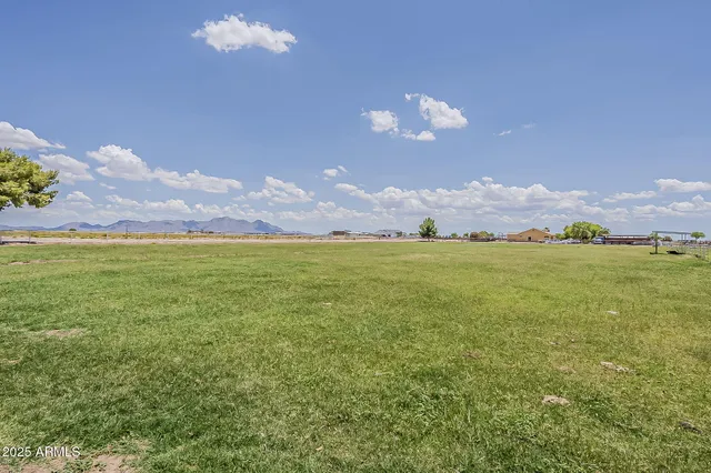 $960,000 | 7496 South Linda Lou Road, Eloy, AZ 85131