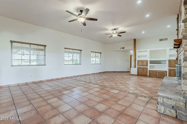 $960,000 | 7496 South Linda Lou Road, Eloy, AZ 85131