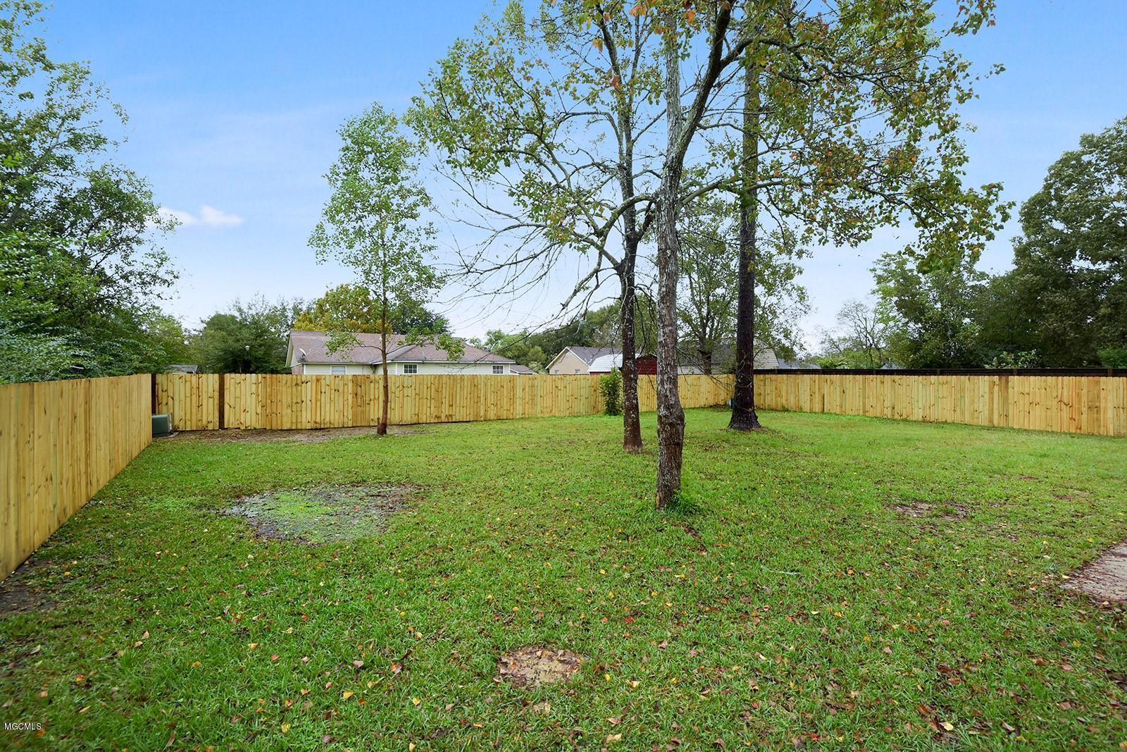 910 Hemlock Road Gulfport, MS 39503 - Photo 13 of 13 910 Hemlock Rd-13