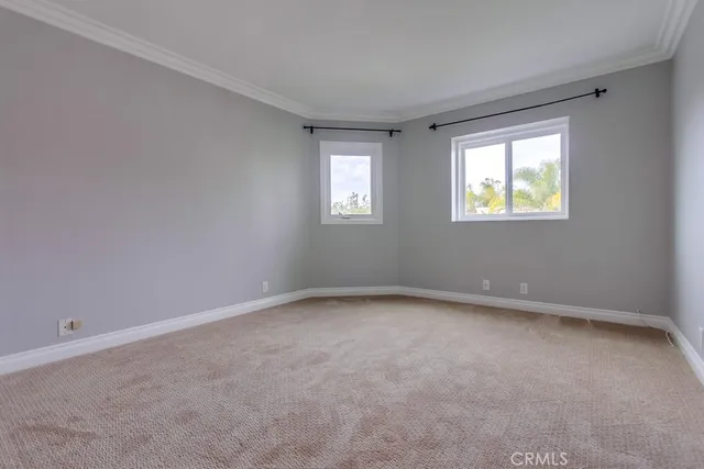 a view of empty room with window