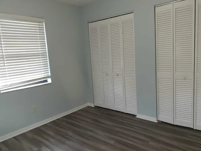 $2,295 | 4648 Summit Boulevard, West Palm Beach, FL 33415