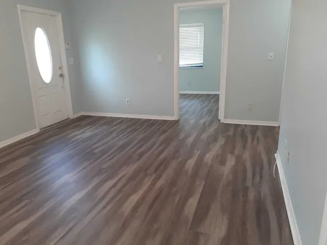 $2,295 | 4648 Summit Boulevard, West Palm Beach, FL 33415