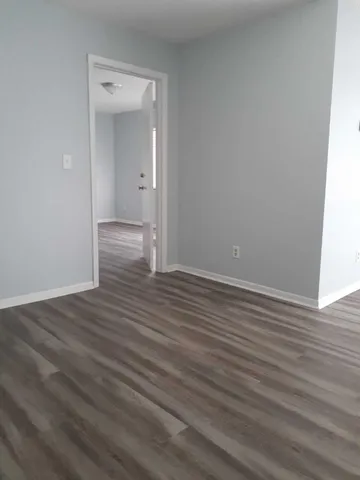 $2,295 | 4648 Summit Boulevard, West Palm Beach, FL 33415