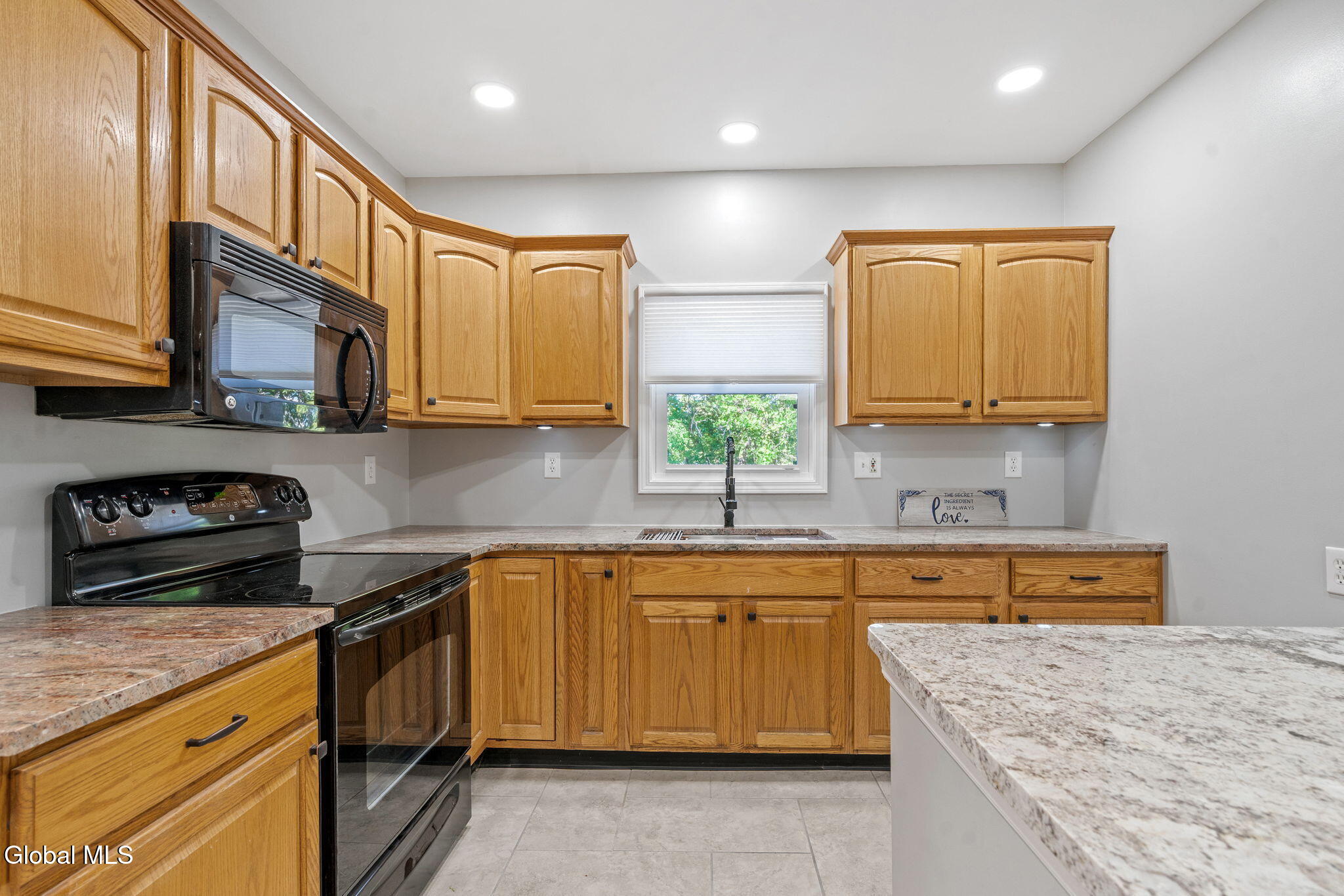 3613 Becker Street Schenectady, NY 12304 - Photo 20 of 65 28-web-or-mls-3613-becker-st