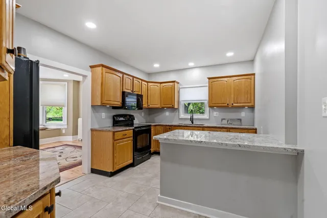 $449,900 | 3613 Becker Street, Niskayuna, NY 12304