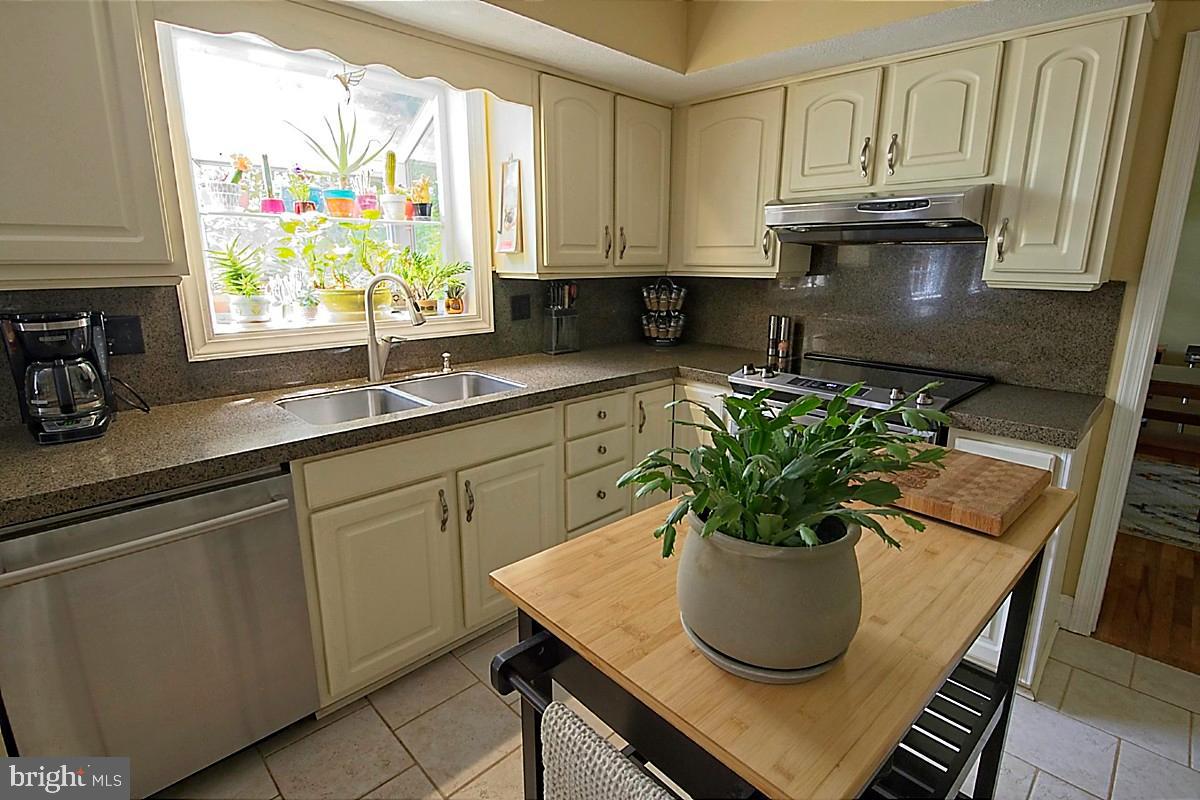 3314 Stump Hall Road Collegeville, PA 19426 - Photo 8 of 55