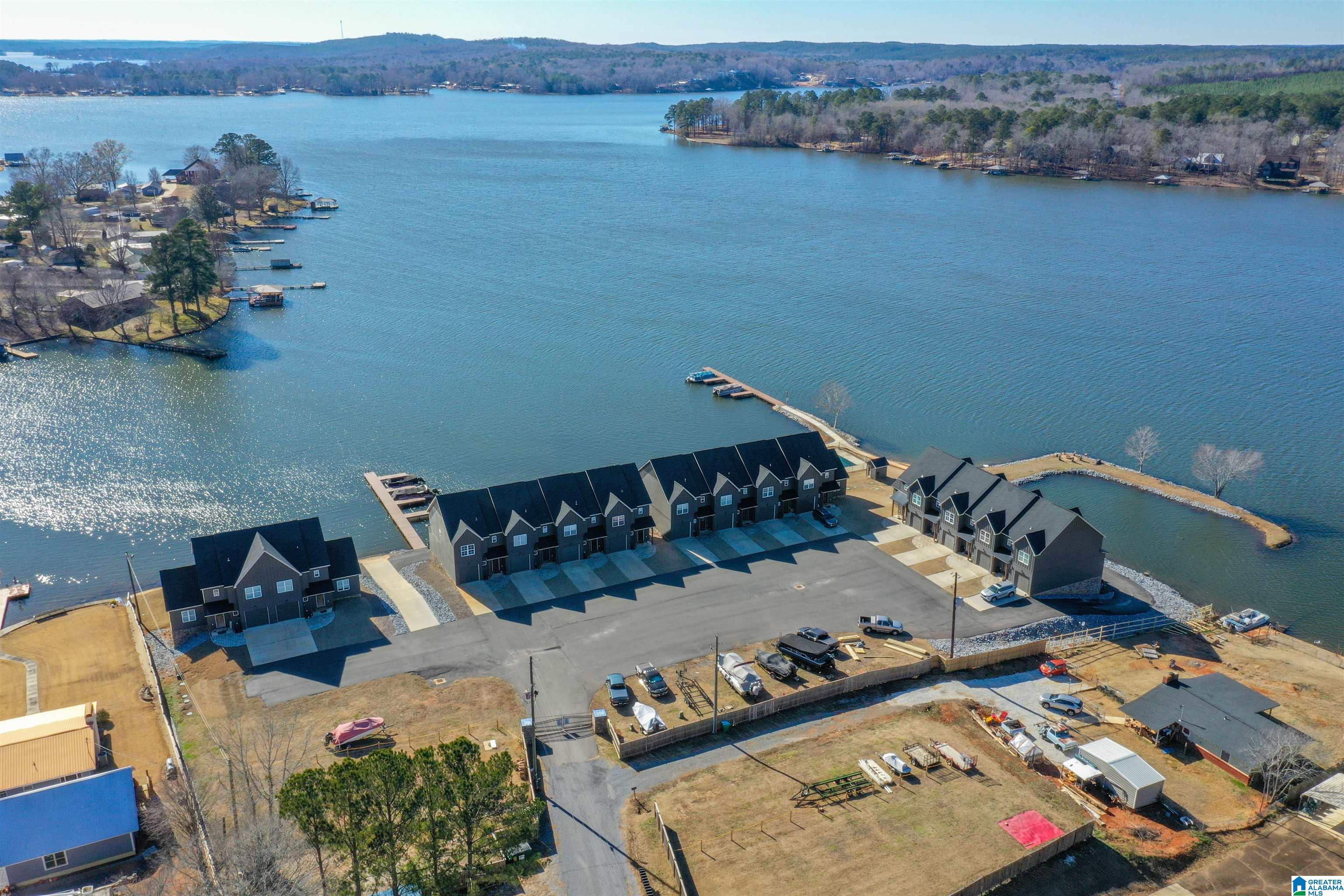 69 Harbor Way, Unit 13 Sylacauga, AL 35151 - Photo 4 of 53