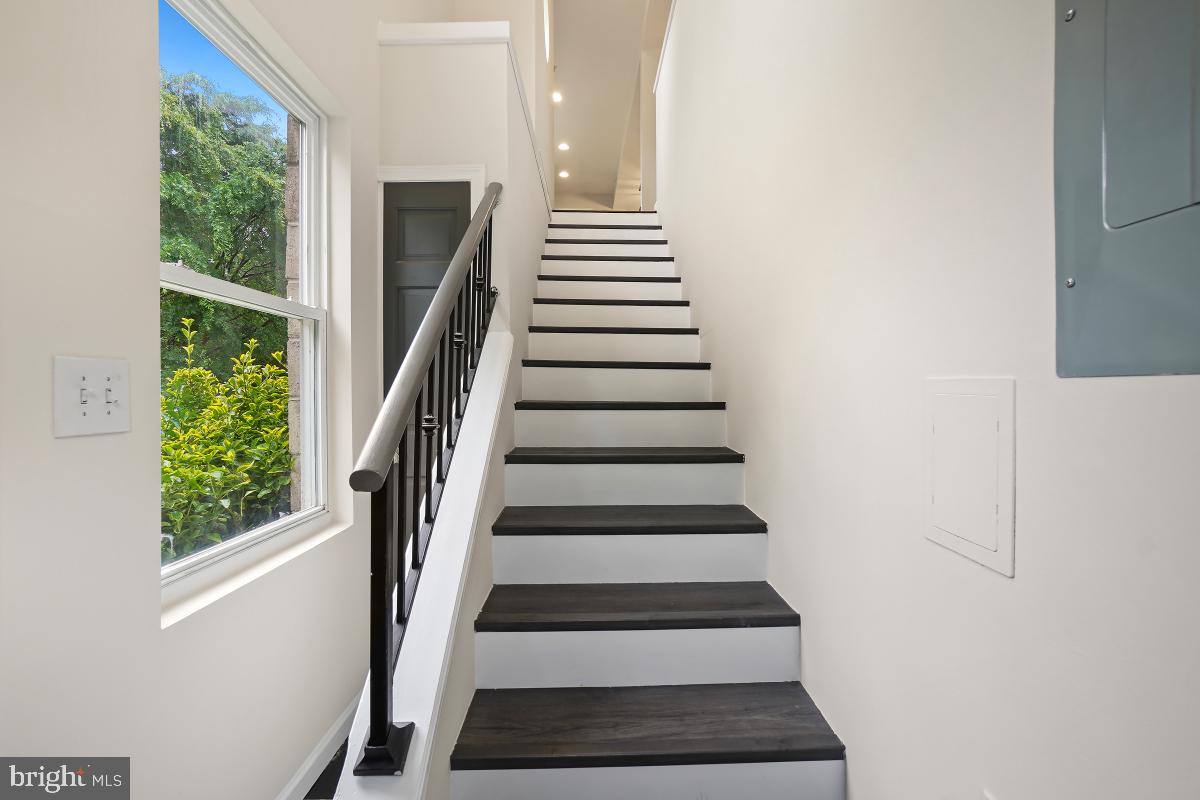 1377 K Street Southeast, Unit 2 Washington, DC 20003 - Photo 7 of 30 Staircase