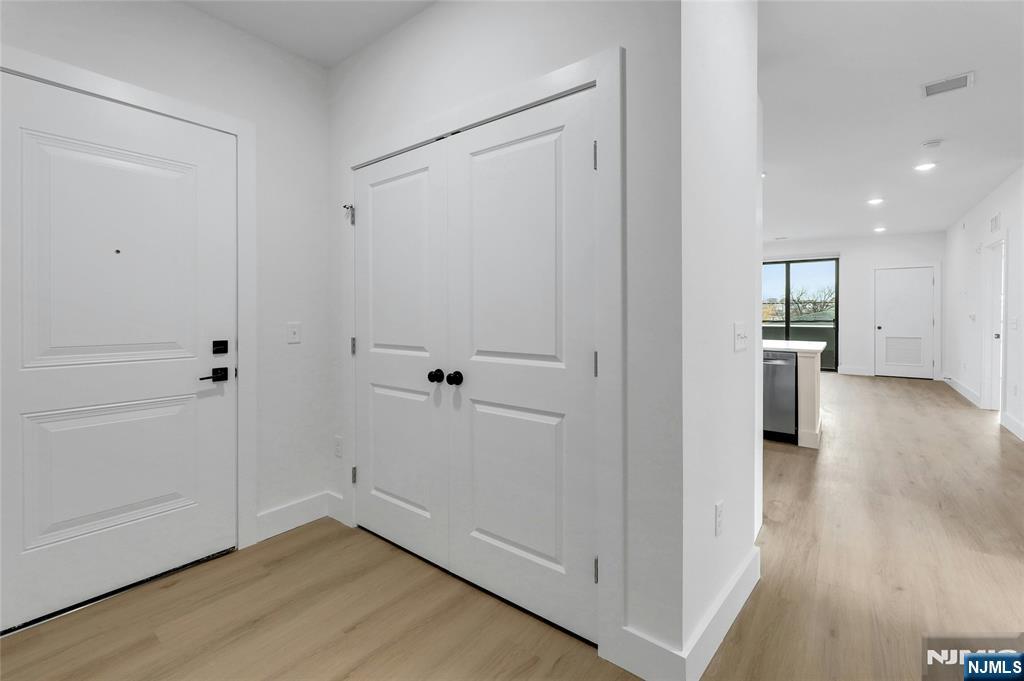 255 Ridge Road, Unit 201 Lyndhurst, NJ 07071 - Photo 9 of 24