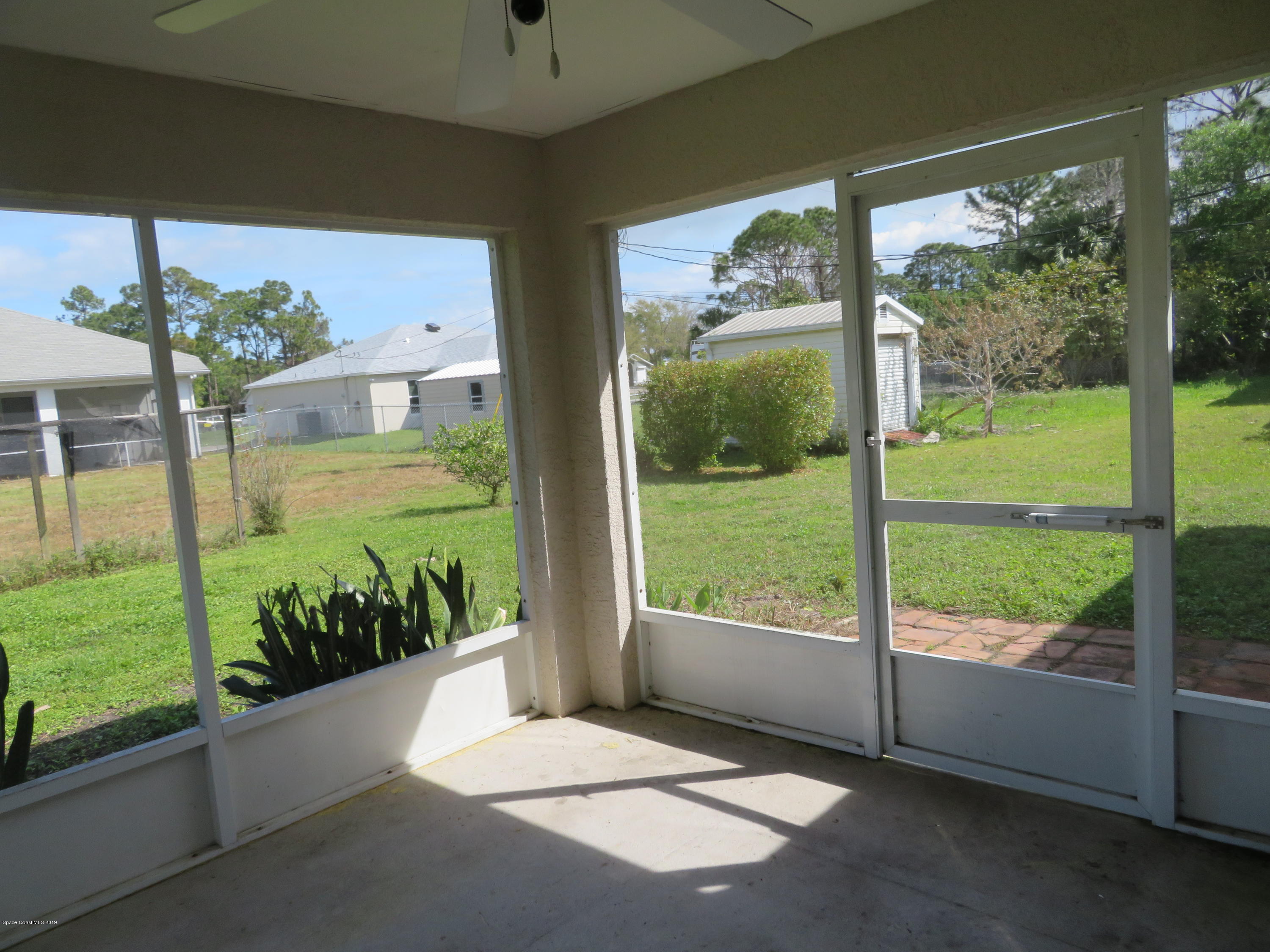 801 Clifton Road Southeast Palm Bay, FL 32909 - Photo 22 of 25 a view of an entryway