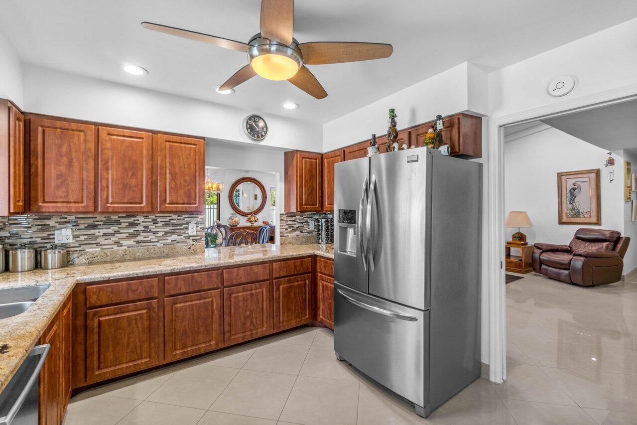 22028 Colony Drive Boca Raton, FL 33433 - Photo 13 of 34 015-22028ColonyDrive-BocaRaton-FL-33433-