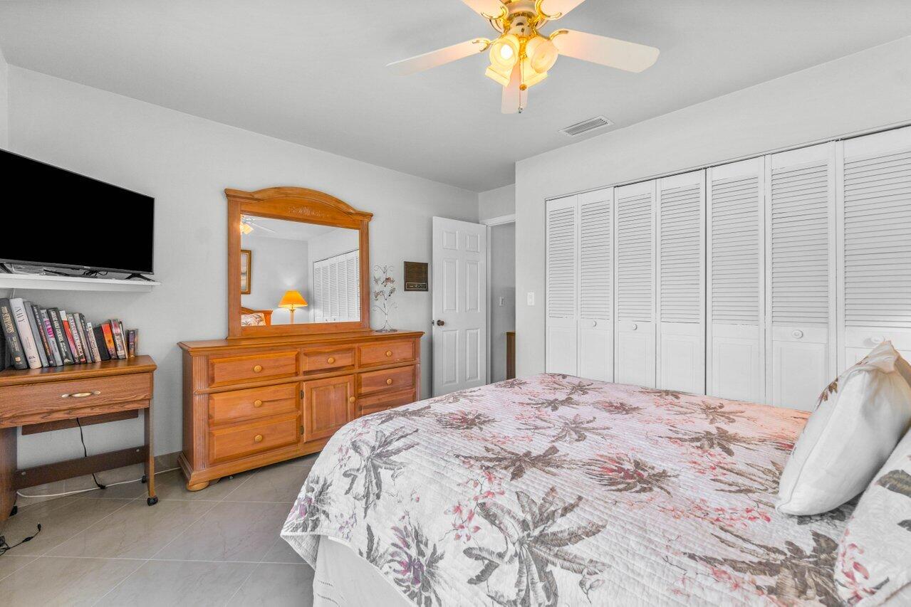22028 Colony Drive Boca Raton, FL 33433 - Photo 18 of 34 020-22028ColonyDrive-BocaRaton-FL-33433-