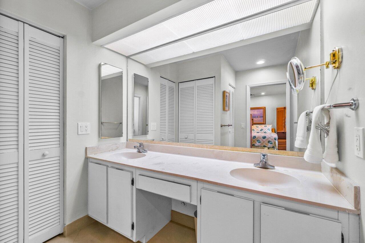 22028 Colony Drive Boca Raton, FL 33433 - Photo 20 of 34 022-22028ColonyDrive-BocaRaton-FL-33433-