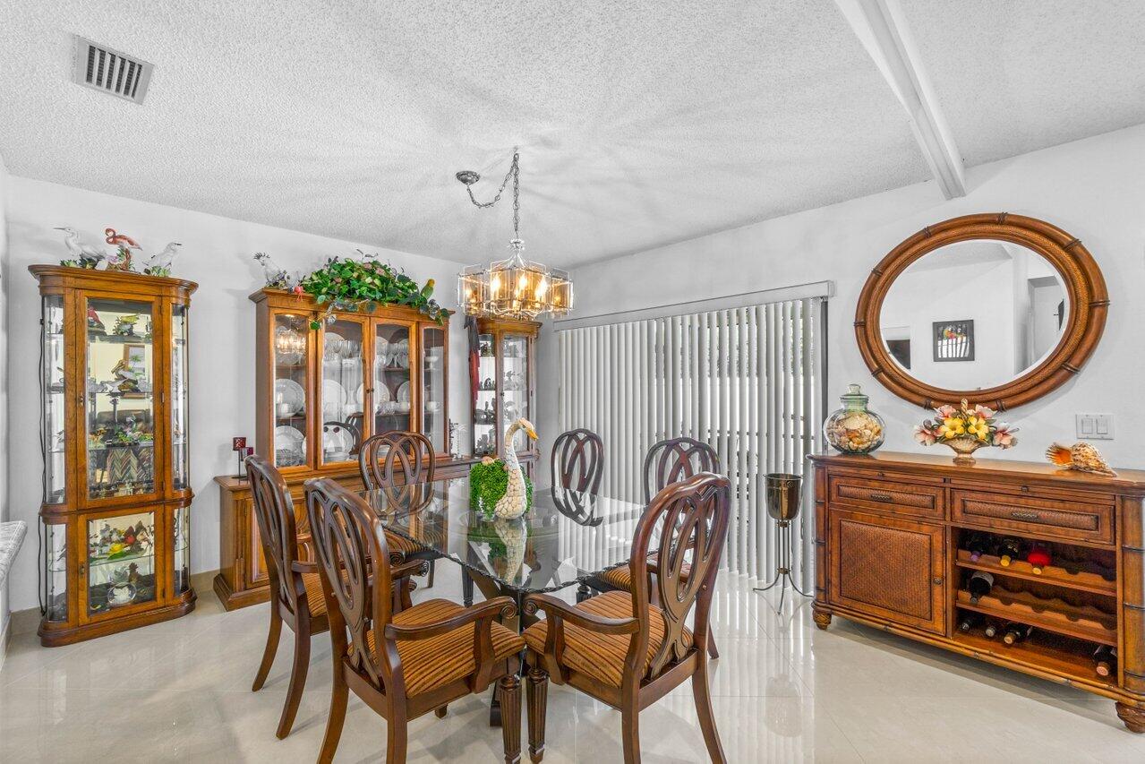 22028 Colony Drive Boca Raton, FL 33433 - Photo 10 of 34 012-22028ColonyDrive-BocaRaton-FL-33433-