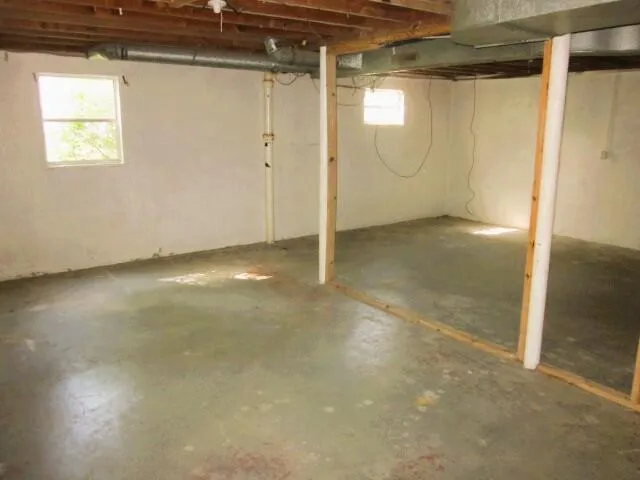 $145,000 | 3633 Longview Drive, Collinsville, VA 24078