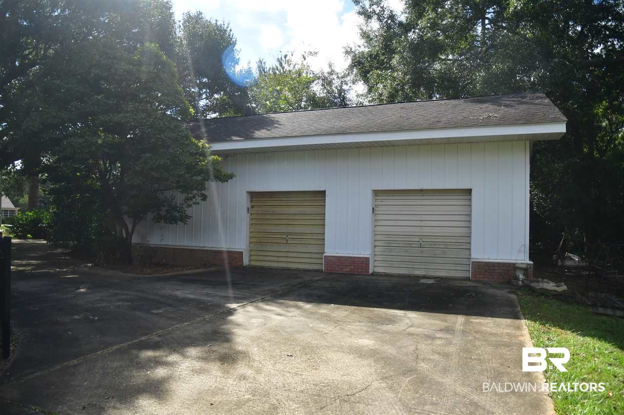 1003 North Pine Street Foley, AL 36535 - Photo 41 of 44