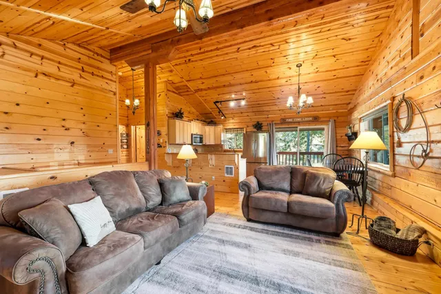 $485,000 | 6612 Palmer Lane, Nine Mile Falls, WA 99026