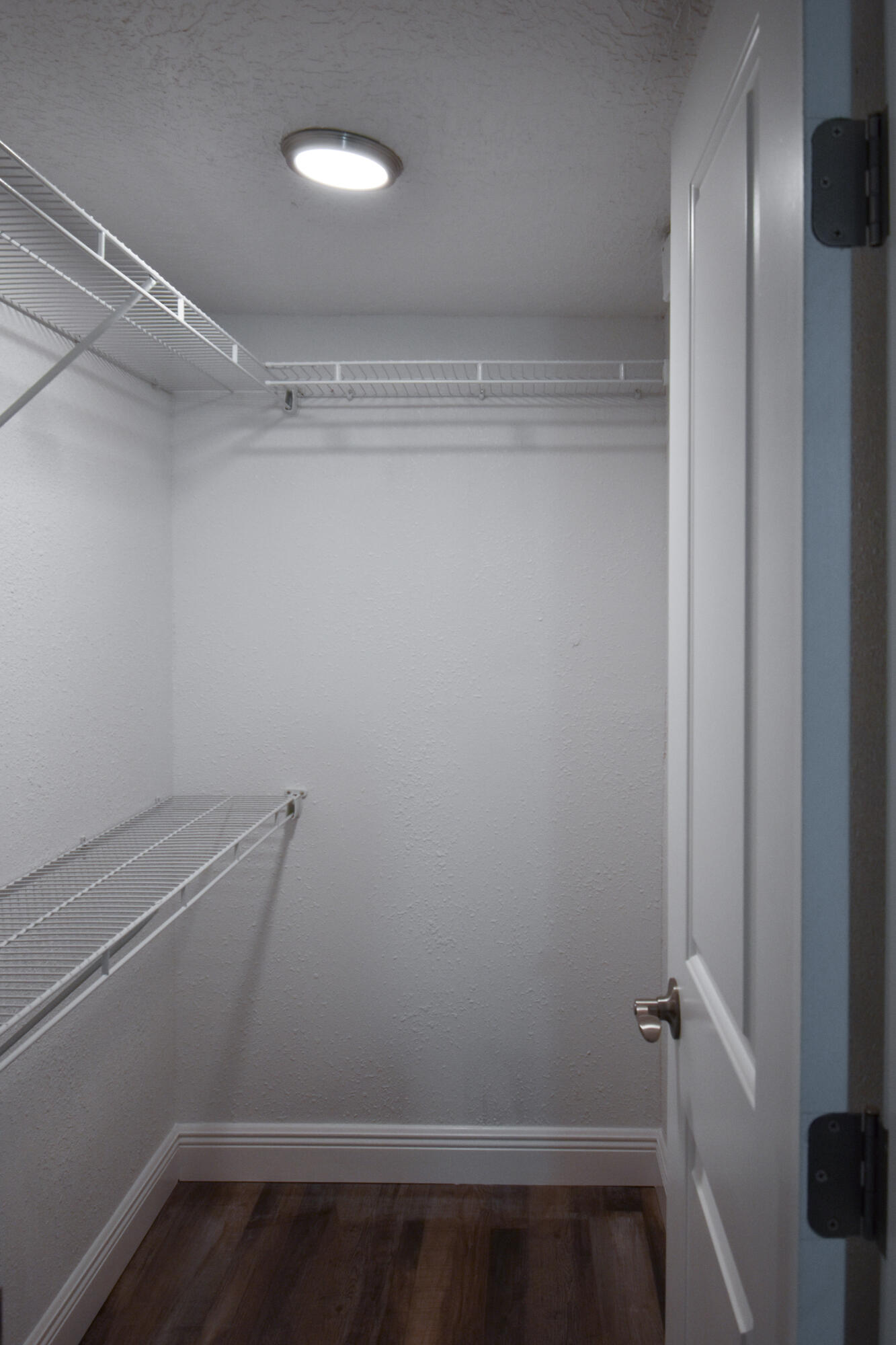 24050 Bass Road Astor, FL 32102 - Photo 13 of 22 a view of an empty room