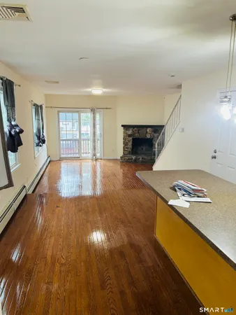 $3,900 | 82 Sunrise Avenue, Unit 82, Fairfield, CT 06824