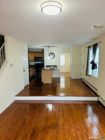 $3,900 | 82 Sunrise Avenue, Unit 82, Fairfield, CT 06824