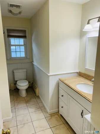 $3,900 | 82 Sunrise Avenue, Unit 82, Fairfield, CT 06824