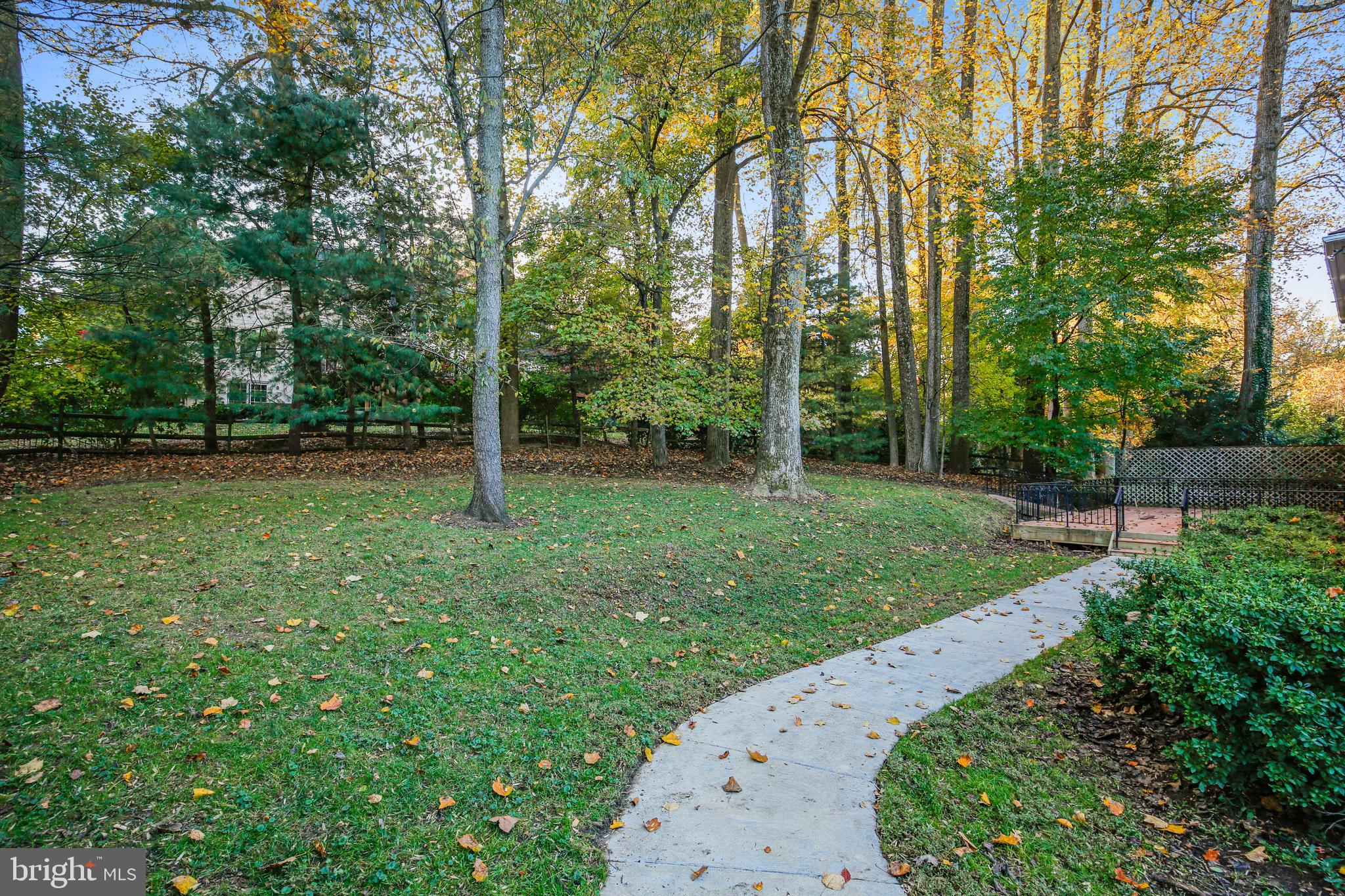 9320 Winterset Drive Potomac, MD 20854 - Photo 9 of 70