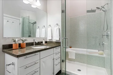 $479,900 | 2065 North Kedzie Avenue, Unit 327, Chicago, IL 60647