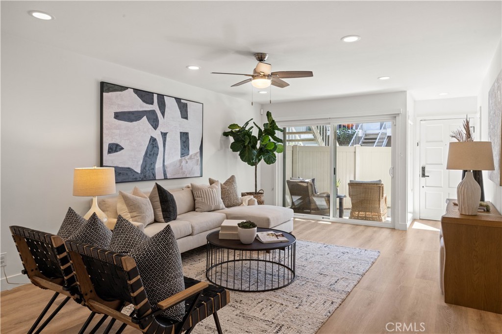 1200 Rutland Road, Unit 1 Newport Beach, CA 92660 - Photo 1 of 28 Gallery Image 1