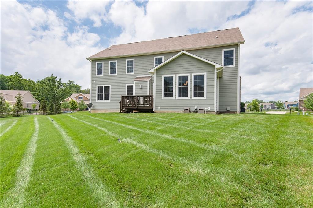 6097 Roxburgh Place Noblesville, IN 46062 - Photo 41 of 42 Gallery Image 41