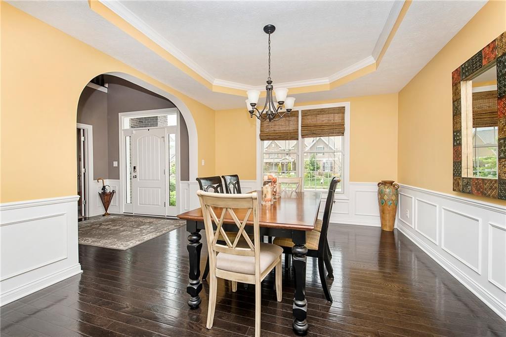 6097 Roxburgh Place Noblesville, IN 46062 - Photo 7 of 42 Gallery Image 7