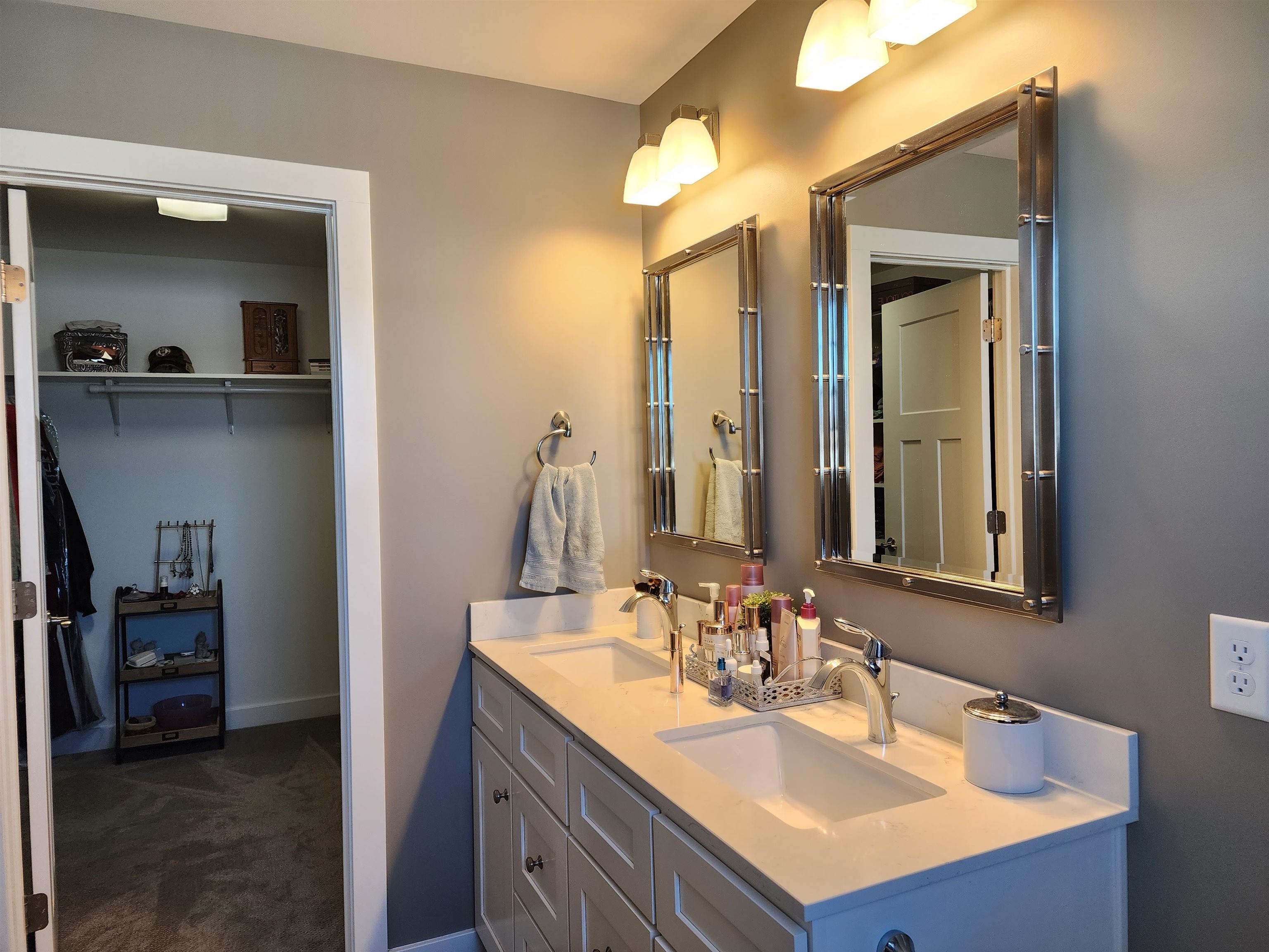 824 West Ridge Road Essexville, MI 48732 - Photo 20 of 47