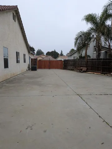 $479,990 | 2485 South Manila Avenue, Fresno, CA 93727