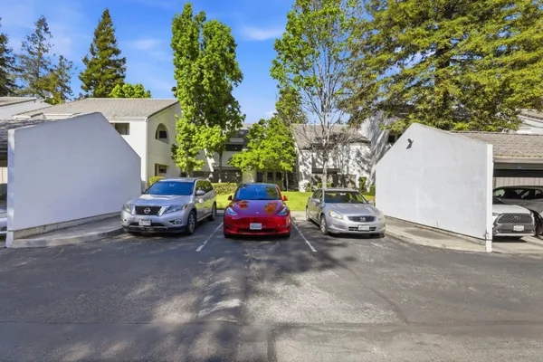 $438,000 | 1055 North Capitol Avenue, Unit 98, San Jose, CA 95133