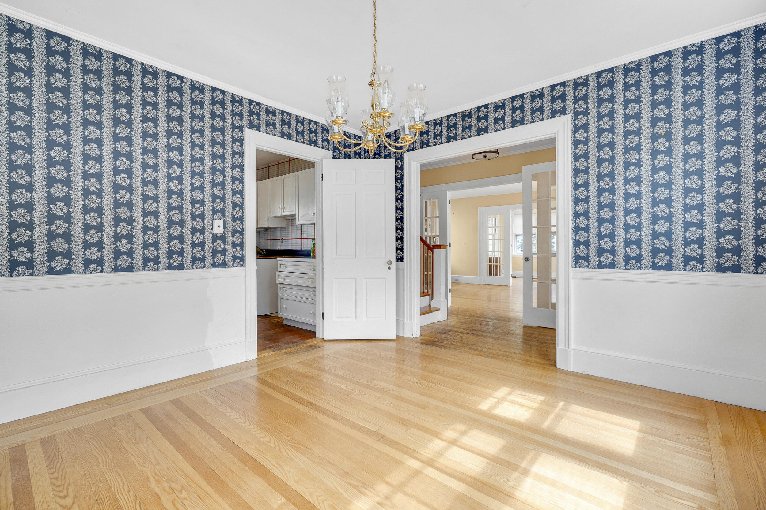 57 Colonial Road Portland, ME 04102 - Photo 10 of 42 12_57colonial-4