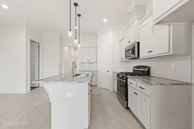 $252,900 | 123 Grenadine Drive, Lafayette, LA 70506