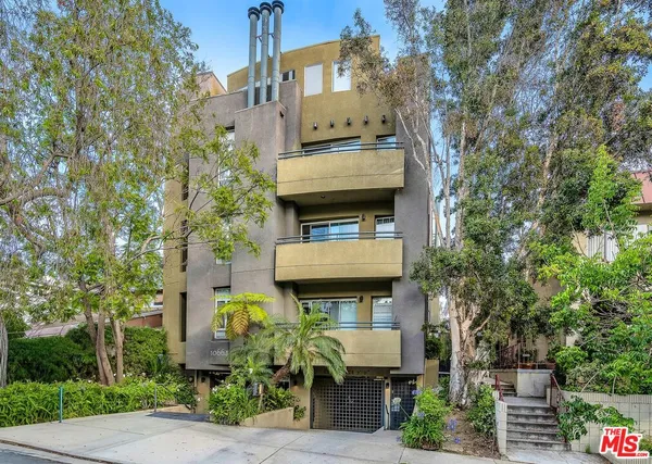 $898,000 | 10664 Wilkins Avenue, Unit 202, Los Angeles, CA 90024