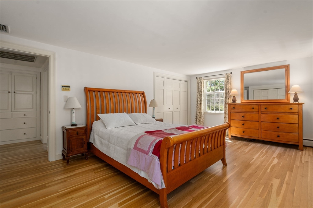 23 Stony Brook Road Weston, MA 02493 - Photo 18 of 33