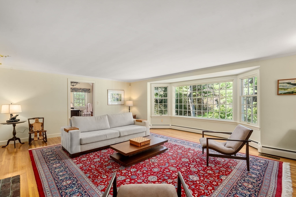 23 Stony Brook Road Weston, MA 02493 - Photo 5 of 33