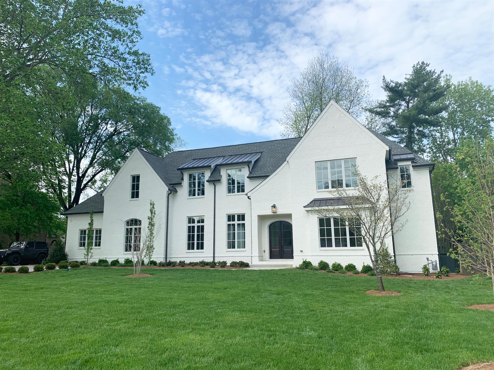134 Alton Road Nashville, TN 37205 - Photo 1 of 26 Gallery Image 1