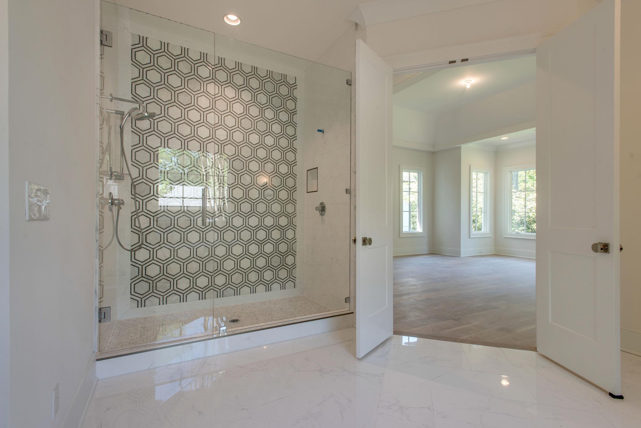 134 Alton Road Nashville, TN 37205 - Photo 18 of 26 Gallery Image 18