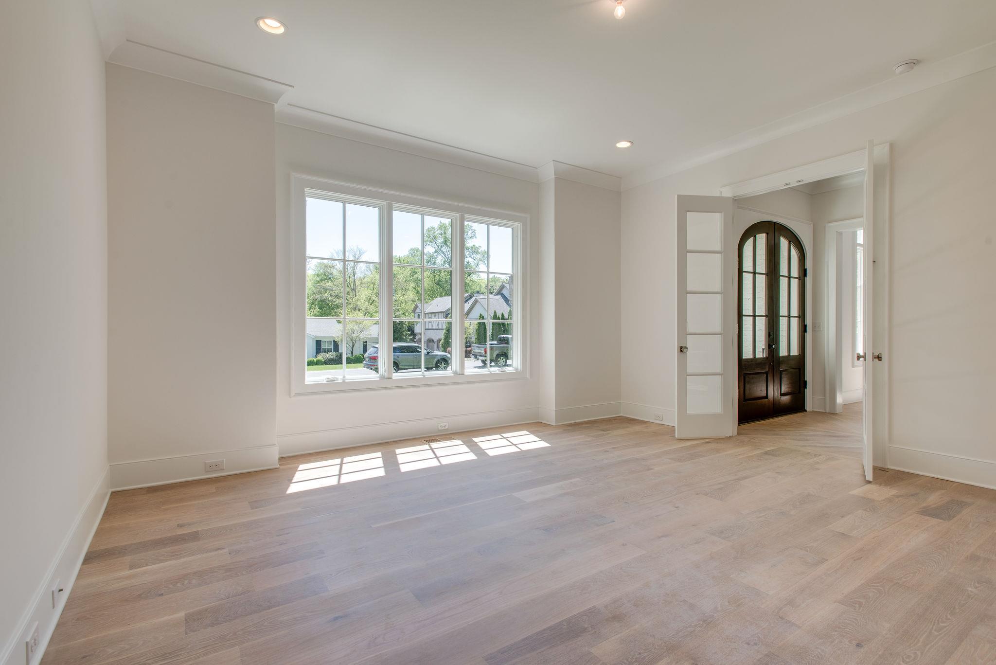 134 Alton Road Nashville, TN 37205 - Photo 4 of 26 Gallery Image 4