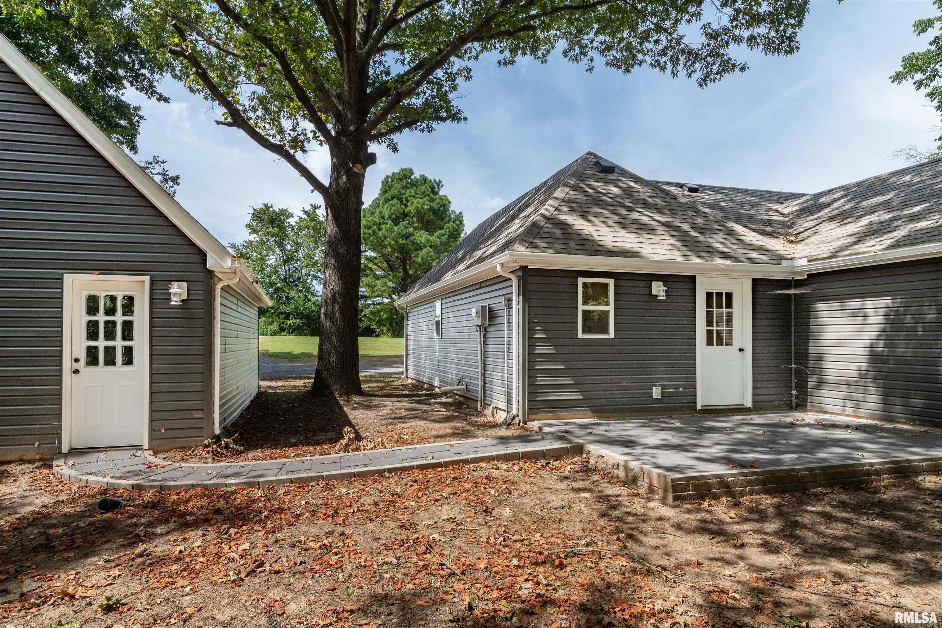 14592 Cambria Road Carterville, IL 62918 - Photo 20 of 30 Gallery Image 20