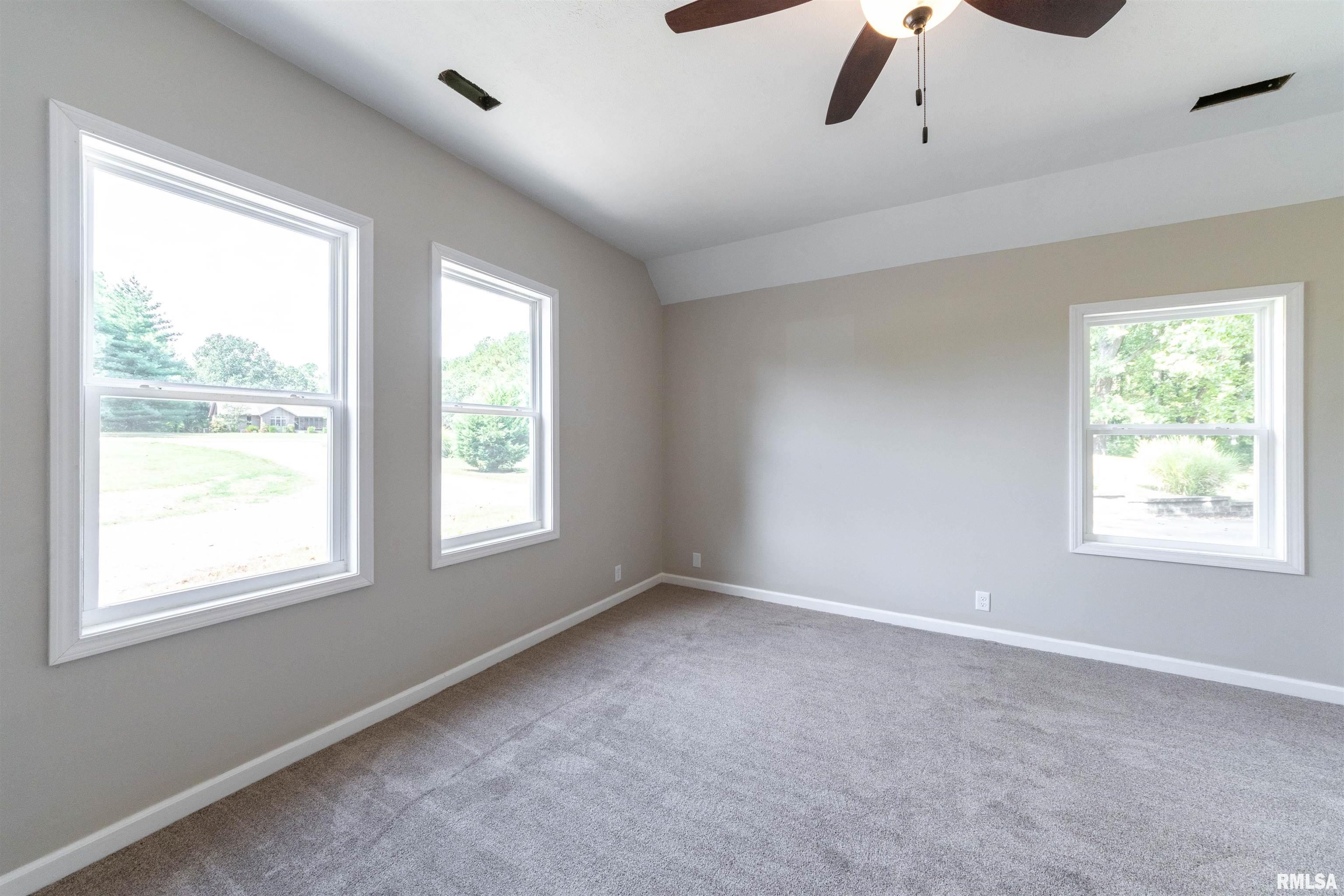 14592 Cambria Road Carterville, IL 62918 - Photo 10 of 30 Gallery Image 10